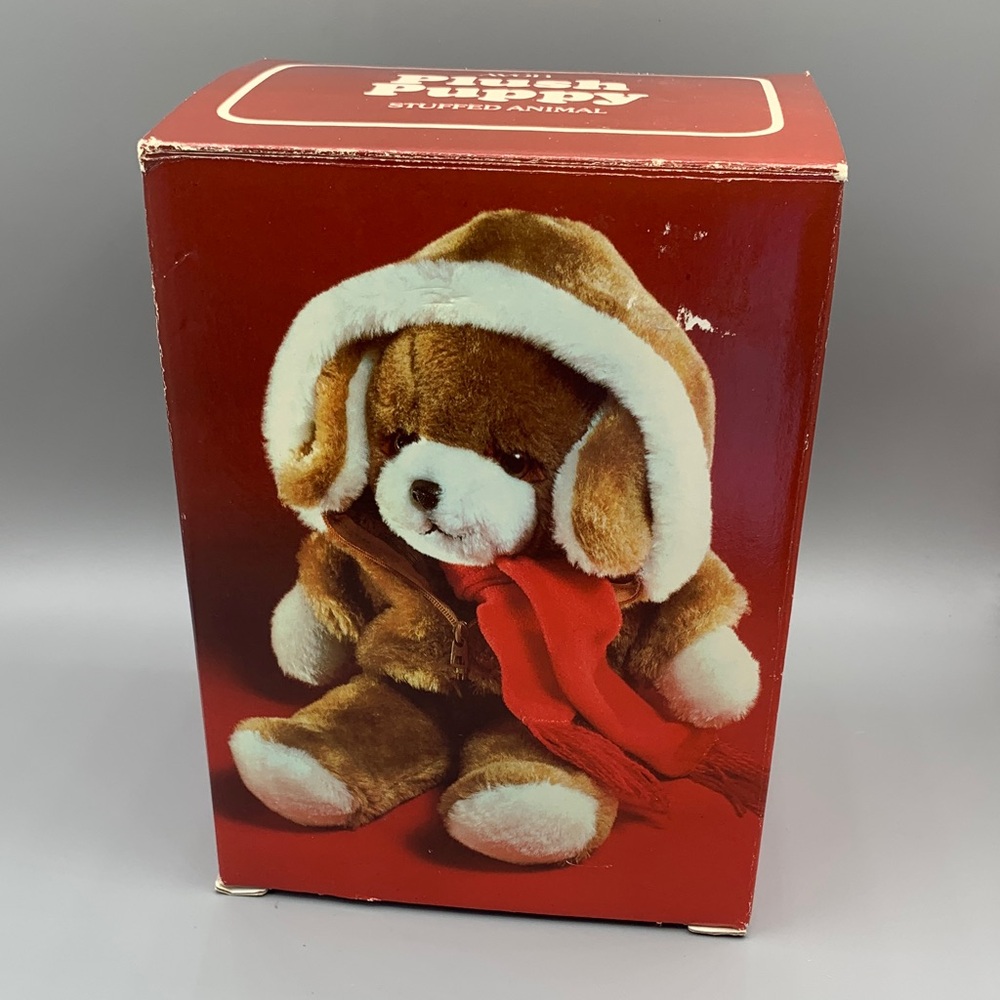 1982 Avon Plush Puppy NOS Zip Up Hooded Jacket Scarf
